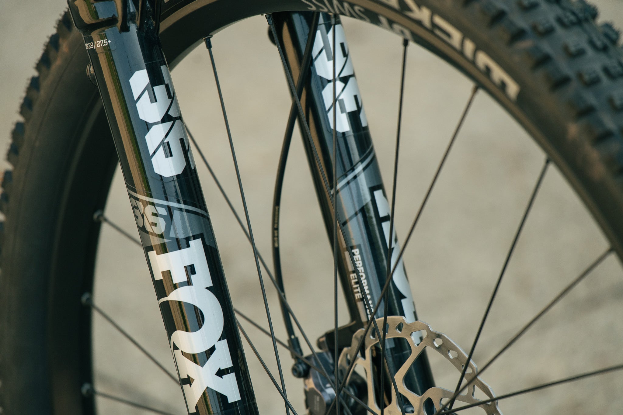 Hoot Ti - Large - Shimano SLX - Demo