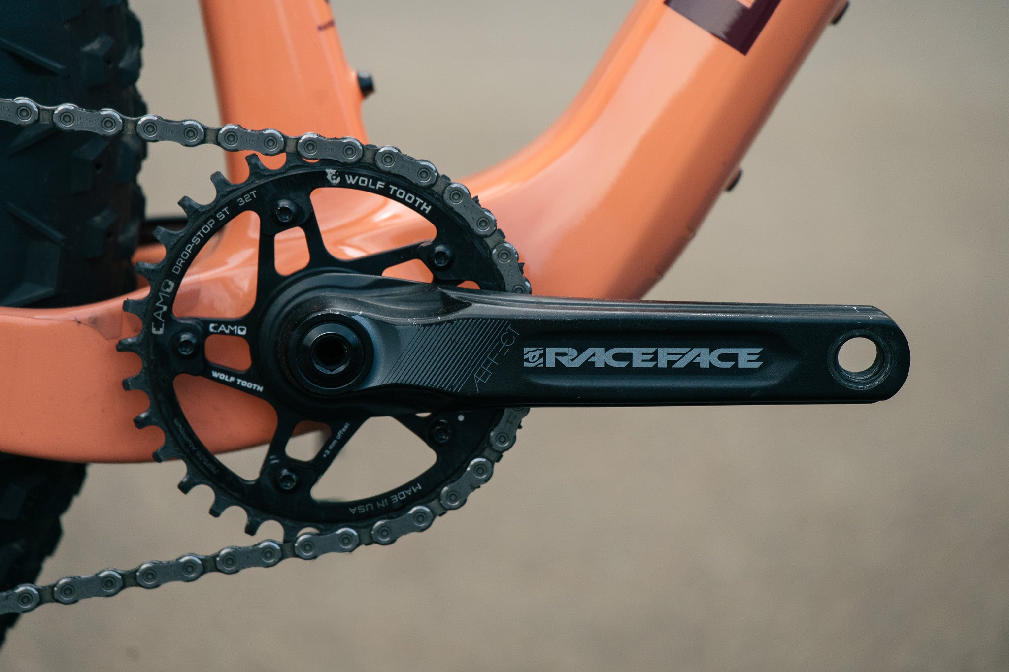 Voytek 2 - Neon Sunrise - Small - Shimano SLX - Demo