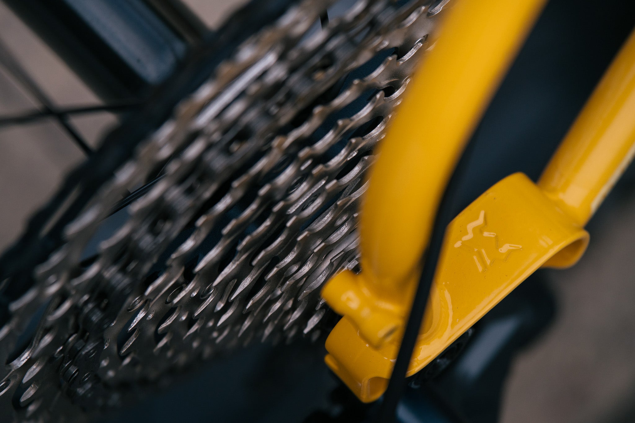 Arctodus - MD - Exclusive Banana Slug Paint Sample - Shimano SLX