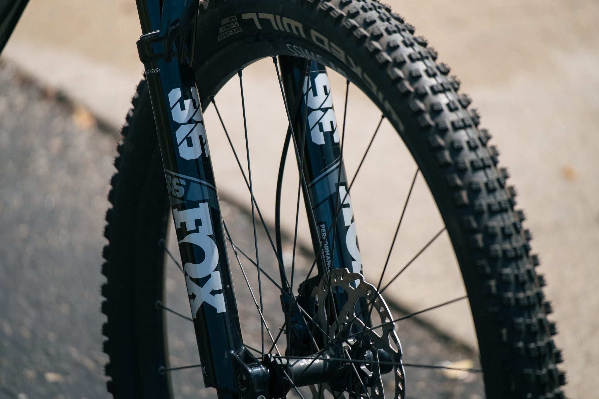 Hoot Ti - Medium - SRAM GX Transmission - Demo