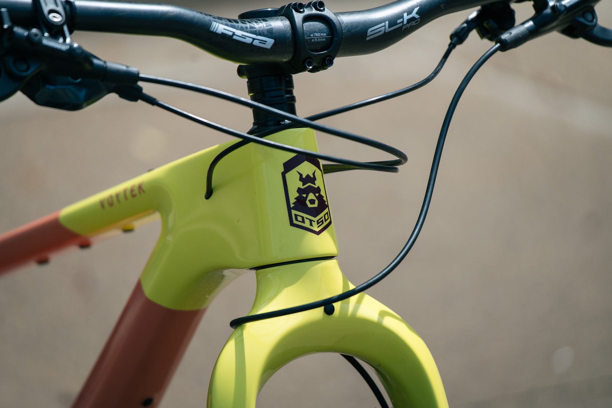 Voytek 2 - Neon Sunrise - Small - HED Carbon Wheels, SRAM GX, Dropper Post - Review bike