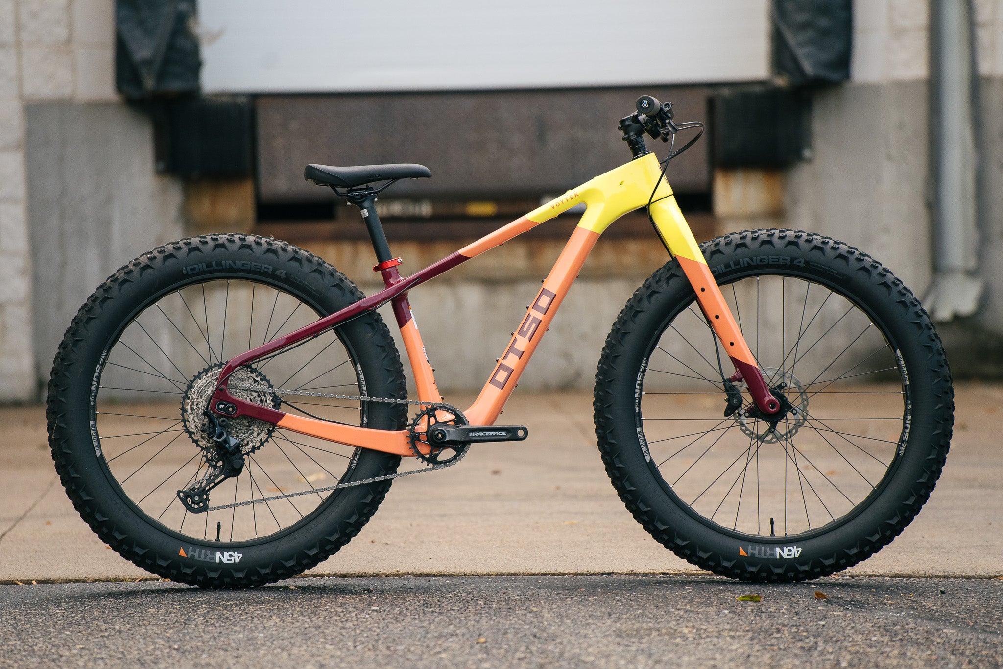 Voytek 2 - Neon Sunrise - Small - Shimano SLX - Demo