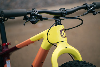 Voytek 2 - Neon Sunrise - Small - Shimano SLX - Demo