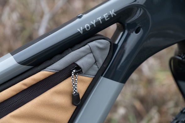Voytek 2 Custom Frame Bag by Cedaero