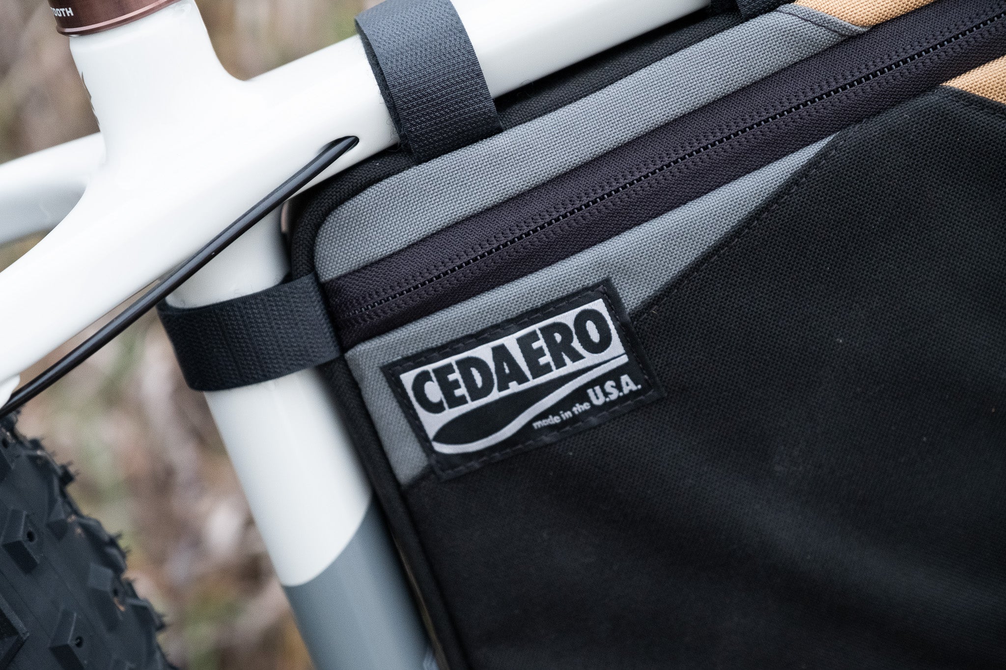 Voytek 2 Custom Frame Bag by Cedaero