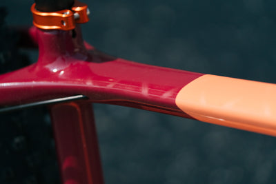 Voytek 2 - Neon Sunrise - Medium - Shimano SLX - Demo