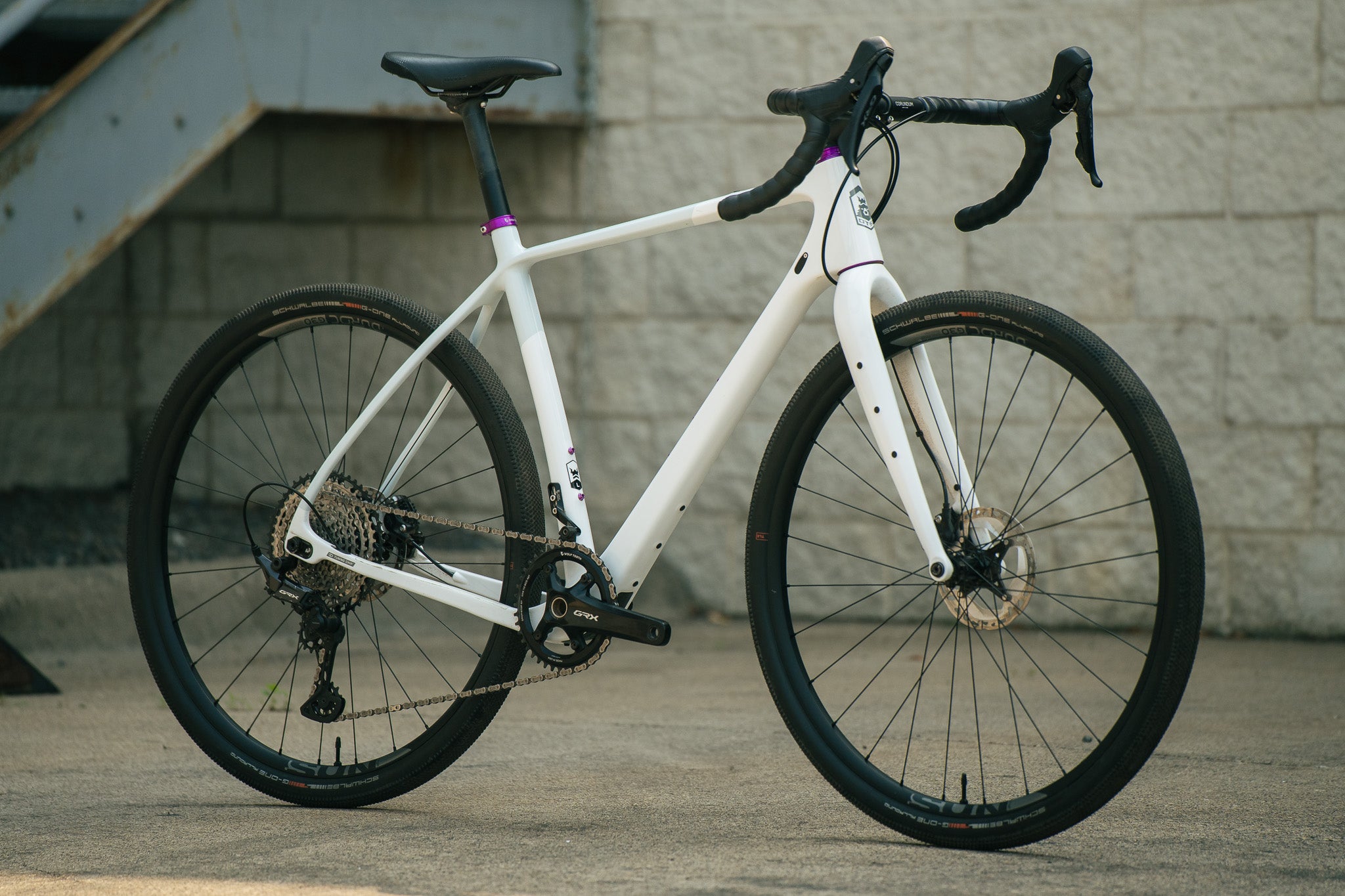Waheela C White & Cool Gray - Large - 1x12 Shimano GRX 800 - Demo