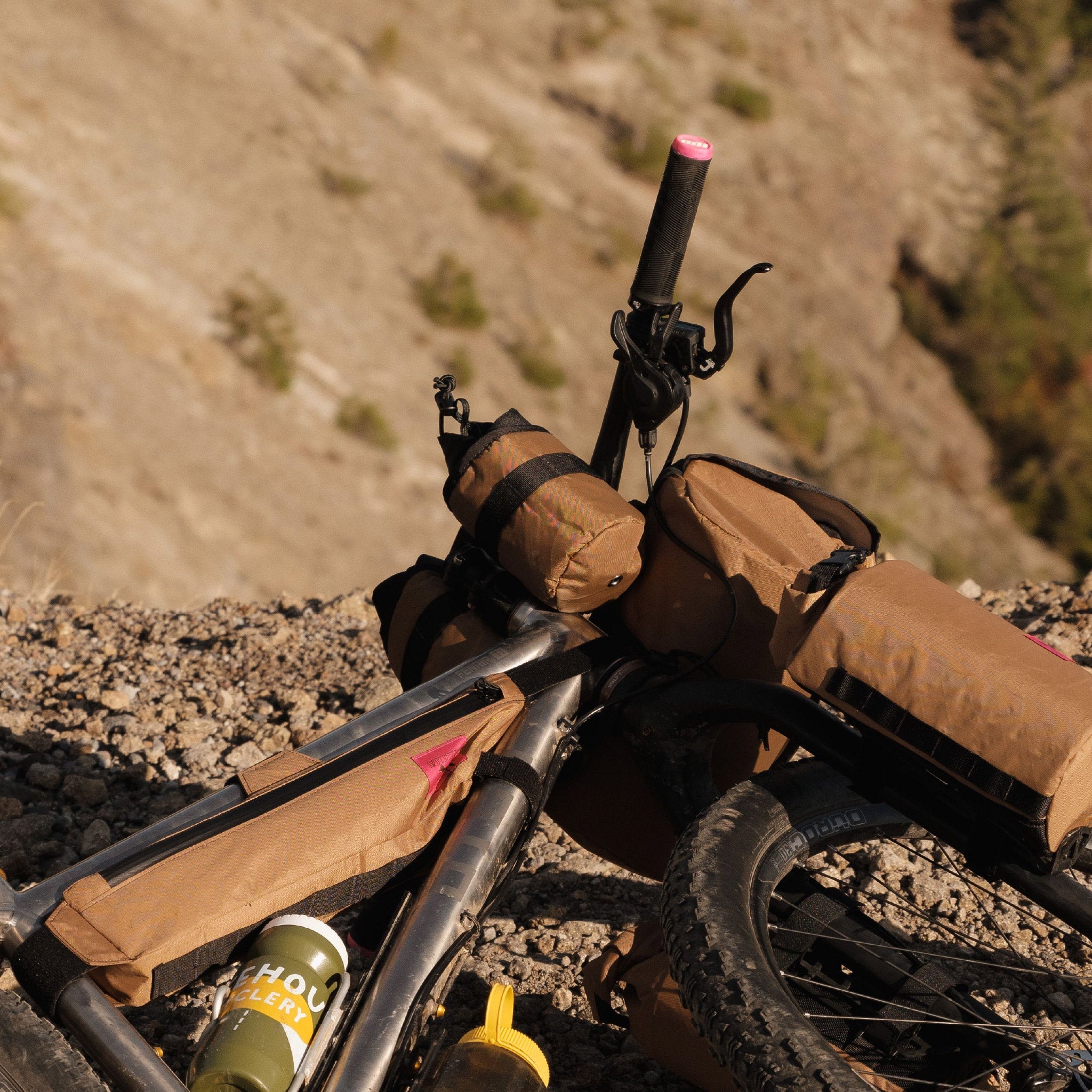 Sidekick Stem Pouch